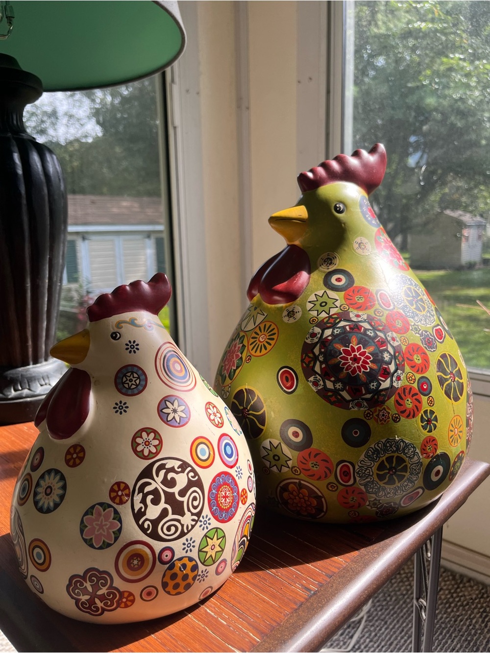 Canvon Chickens ( 2pc Set ) Imax porcelain hand-painted